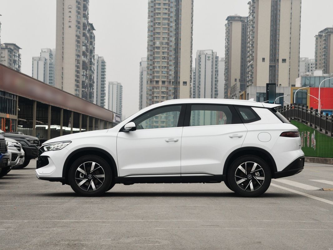 Byd 2024 Song Pro Dm-i honor 110KM The Hybrid Car with 5 Seats and Panoramic Sunroof