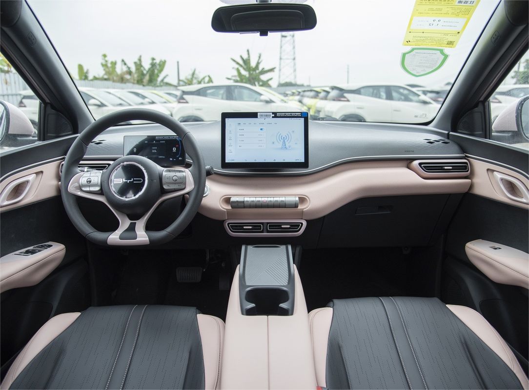 Euro VI BYD Seagull Honor Free Edition 305KM EV Hatchback Car Left Steering