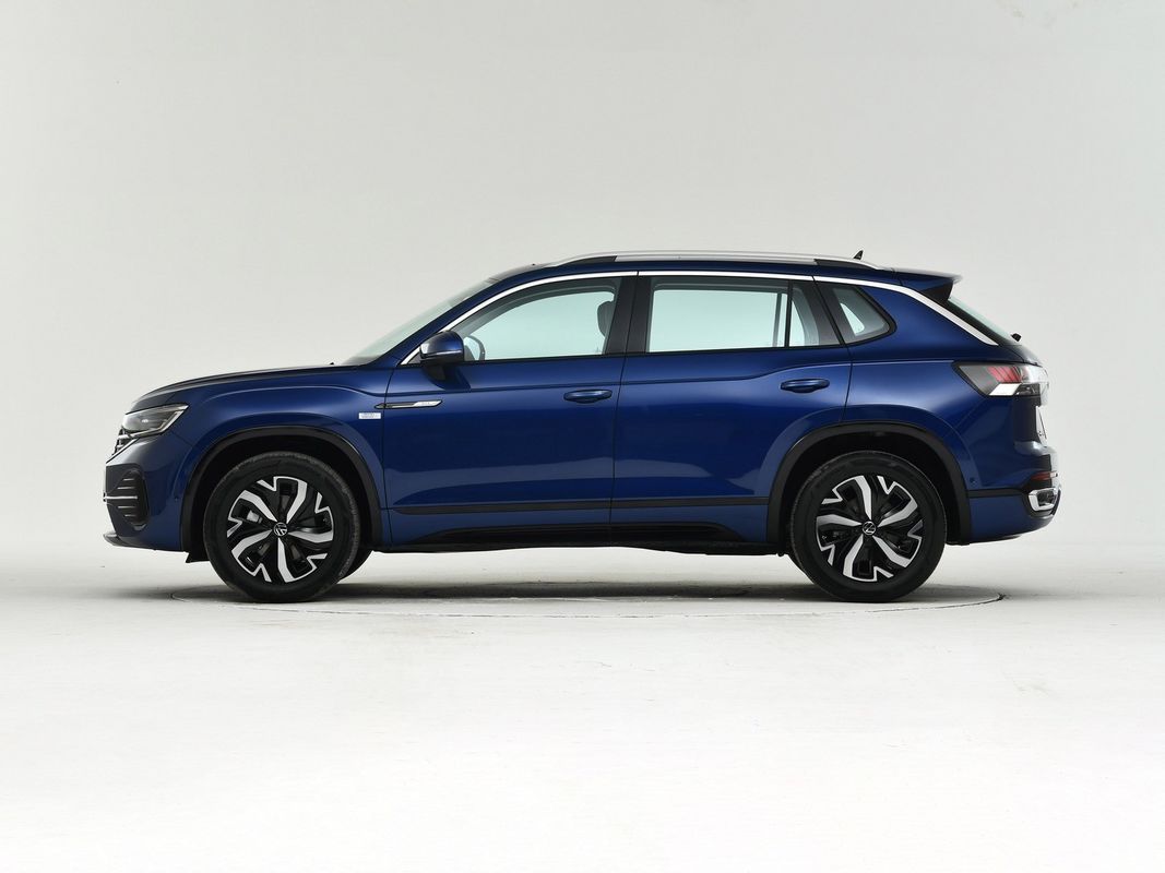 FAW VW TAYRON GTE/280TSI Macpherson Front Suspension SUV for and Eco-Friendly Driving