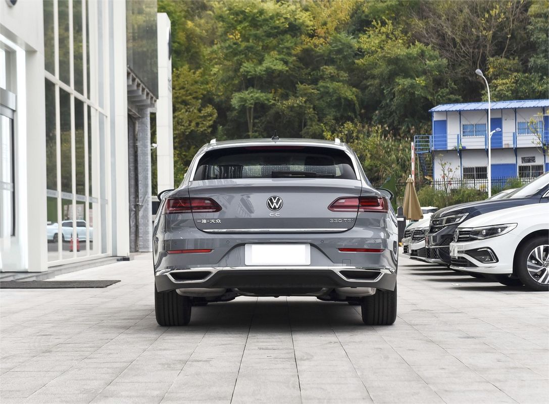 300-400Nm 2024 Volkswagen CC Hunting Car German Classic Car With Ultra High Range