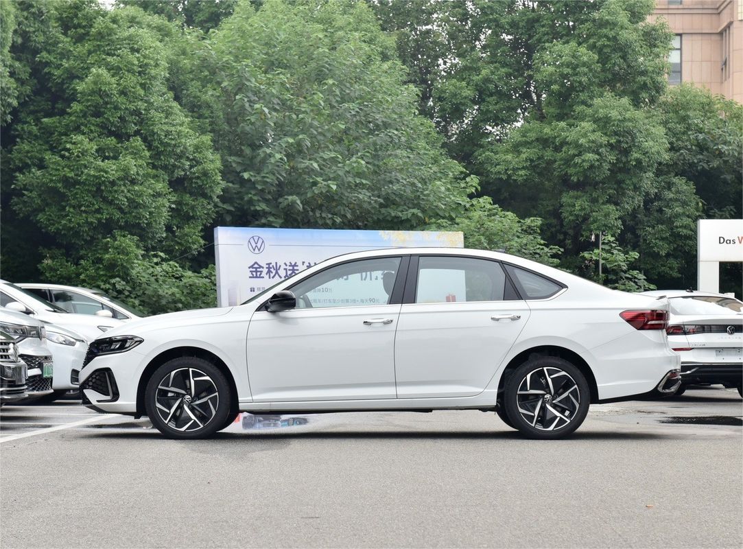 Sedan Type Cars VW 2024 Lavida Starry Sky Basic Edition Avant Grade Design