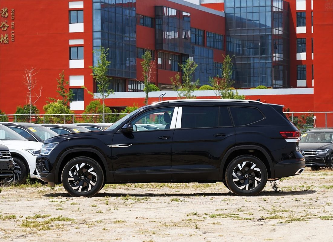 300-400Nm 2024 VW Teramont 330TSI Luxury 7 Seater SUV With 2.5T V6 Engine Left Hand Steering