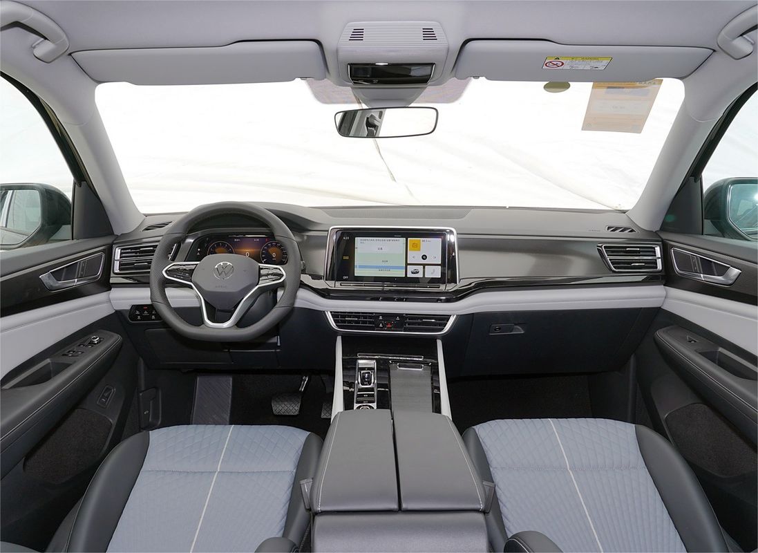 300-400Nm 2024 VW Teramont 330TSI Luxury 7 Seater SUV With 2.5T V6 Engine Left Hand Steering