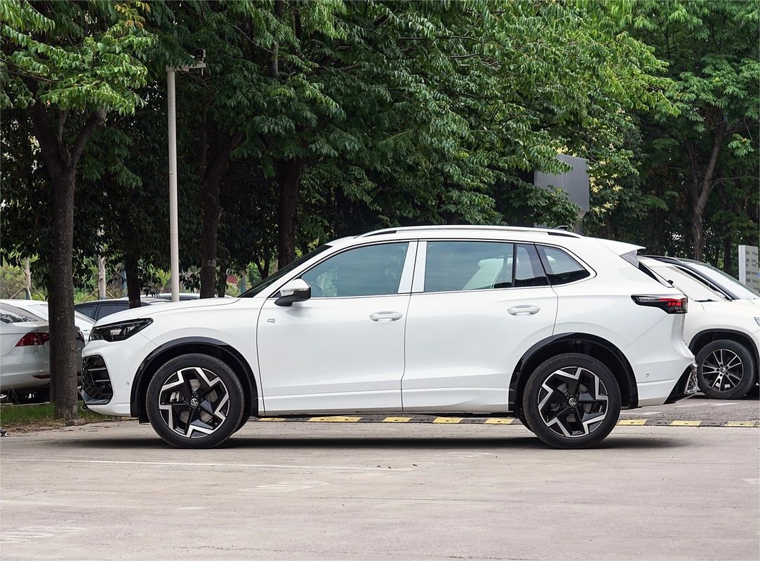 Gas Petrol 2024 VW Tiguan L 330 TSI R-Line Intelligent Four Wheel Drive SUV