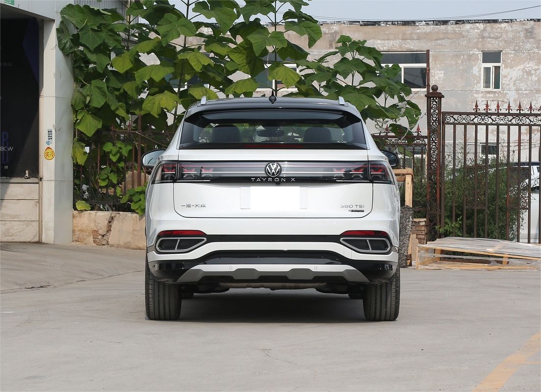 Prestige Mid Size SUV TPMS And Leather Seats 2024 VW Tayron X330TSI