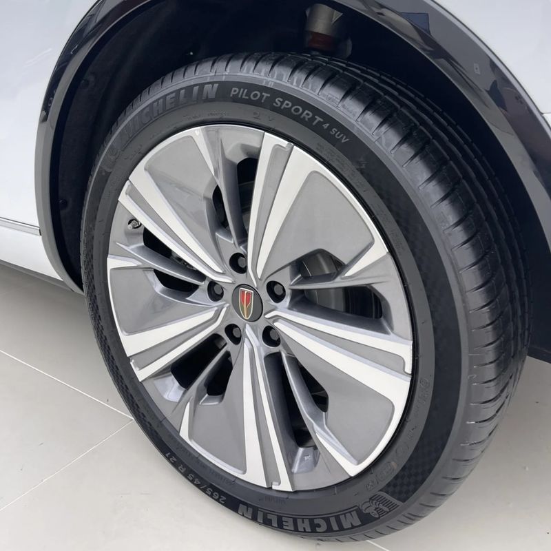 hongqi 2021 2022 2023 e-hs9 seven seats energy electric vehicle car suv flagship enjoyment version