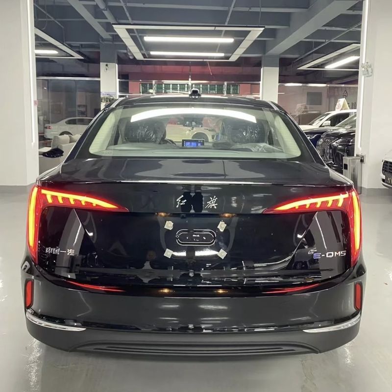 Energy 2023 Hongqi E-Qm5 Electric Car Enjoy 431Km Battery Change and 4Wheel Performance