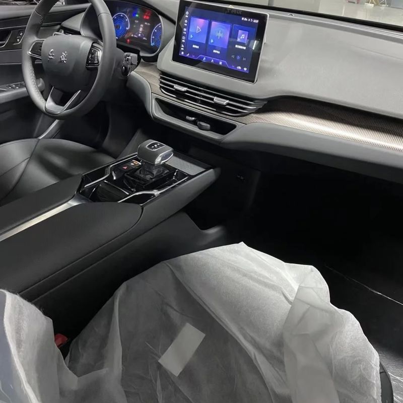 Energy 2023 Hongqi E-Qm5 Electric Car Enjoy 431Km Battery Change and 4Wheel Performance