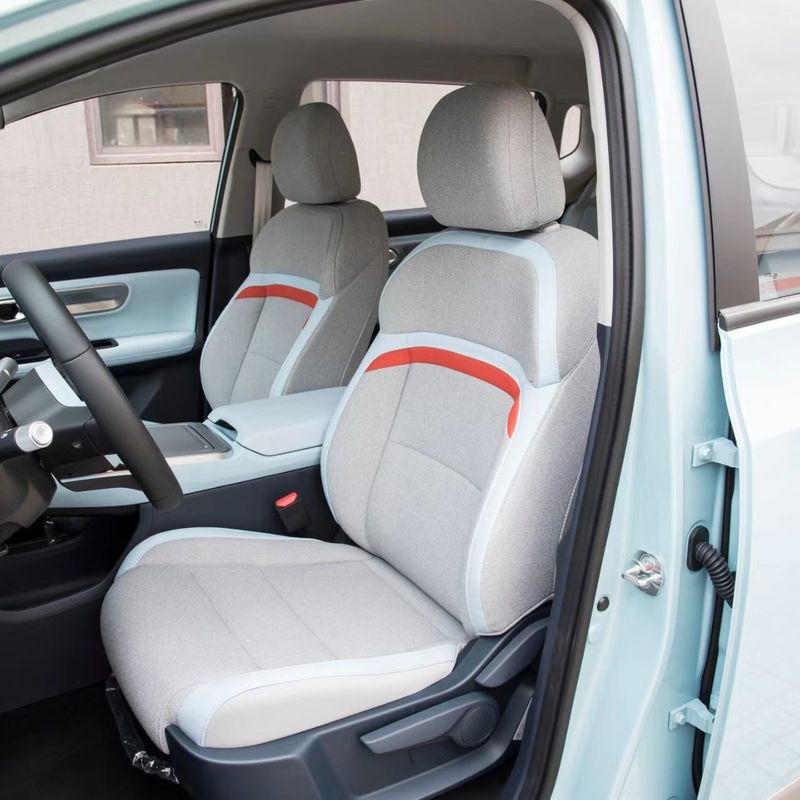Guangqi AION Y 202 Younger Electric 5-Seat SUV with Multi-function Steering Wheel Made