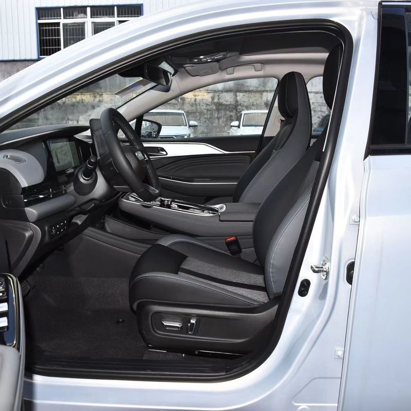 Guangqi AION S Plus 2023 70 Electric Compact SUV with 4 Doors and 5 Seats Manufactured