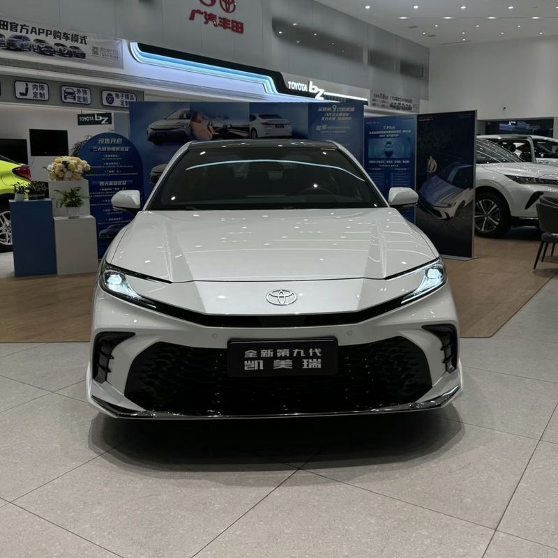 178Hp E-Cvt Twin Engine 2.5He Elite Plus Edition Toyota Camry Hybrid Electric Energy Vehicles Petrol Gasoline Car