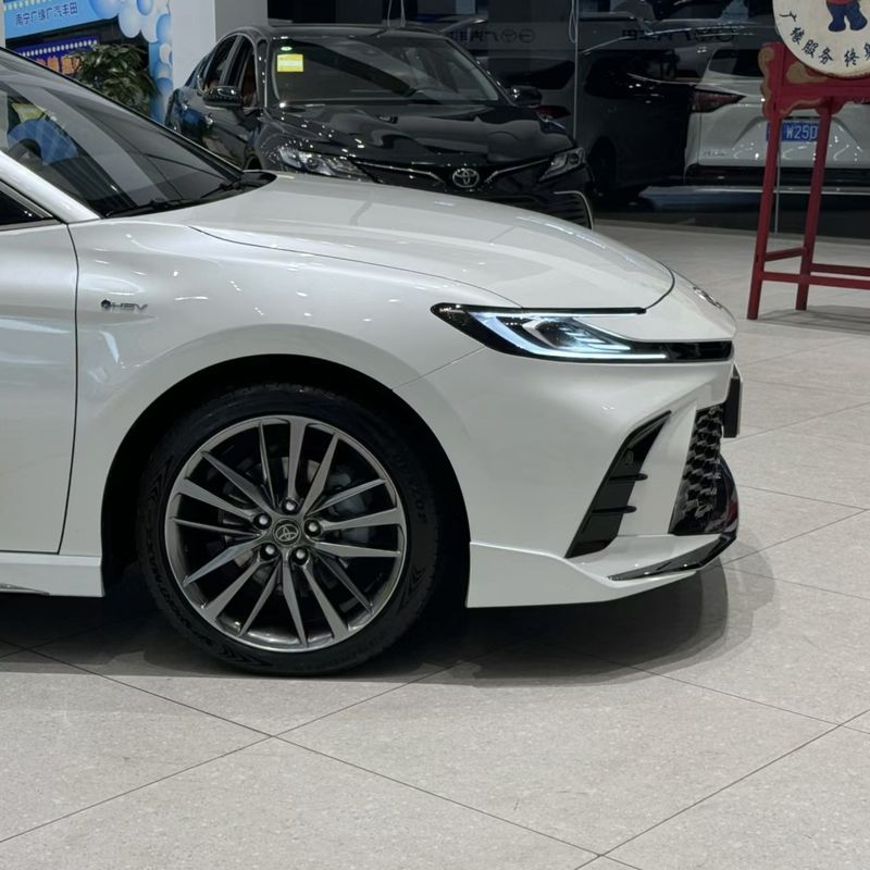 178Hp E-Cvt Twin Engine 2.5He Elite Plus Edition Toyota Camry Hybrid Electric Energy Vehicles Petrol Gasoline Car