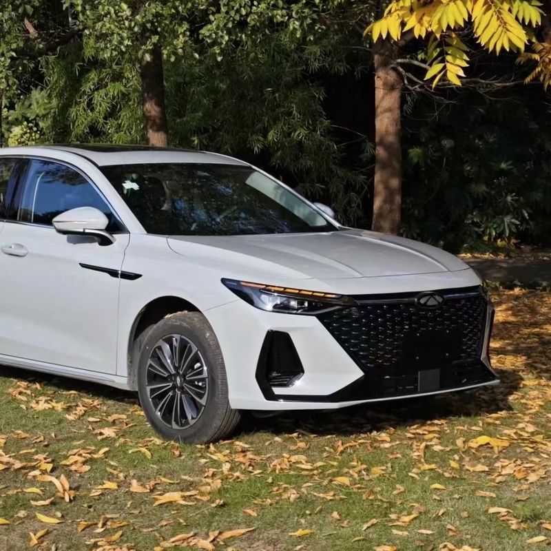 Carro eléctrico híbrido enchufable Chery Fulwin A8 con faro LED y radar frontal 4 trasero 2