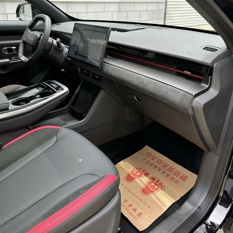 Jietu X70 DaSheng x90 x70 SUV 2023 Hybrid Petrol Car 190km/h Left Steering Used Car