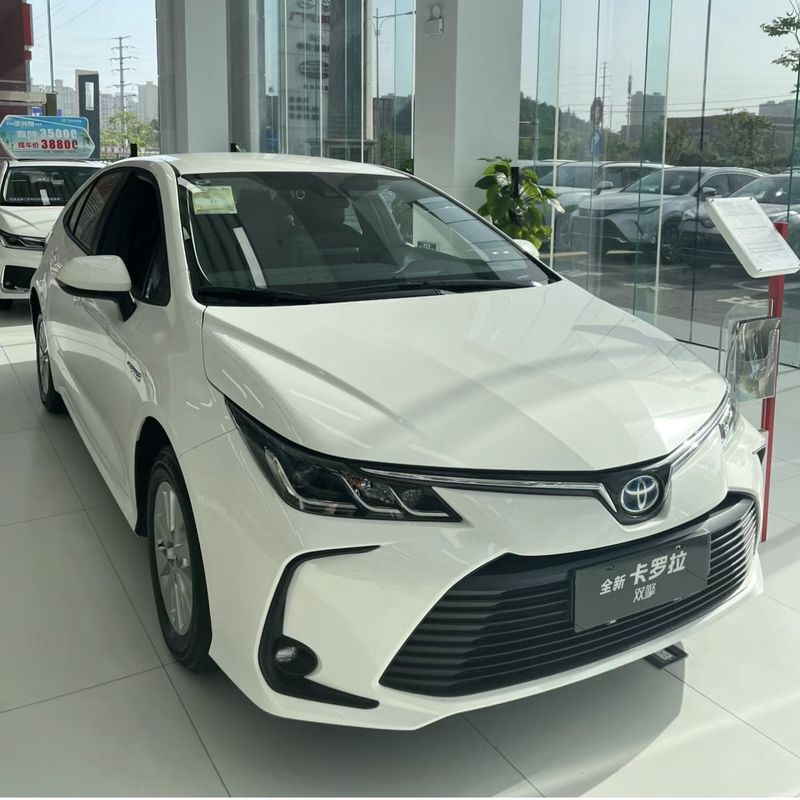 2023 Vehicles Toyota Corolla 1.2T 1.5T 1.8T Gasoline Petrol Hybrid Car 5 Seats 3 Months