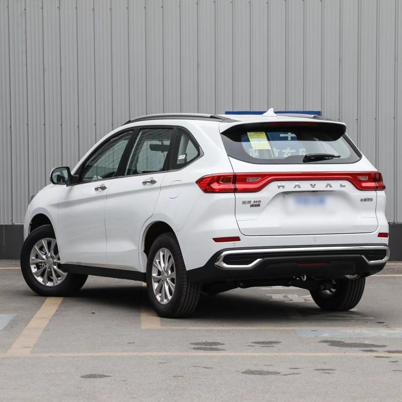 -Made Changcheng Haval M6 2023 PLUS 5-Seater SUV with 1.5T Engine and Manual Gearbox