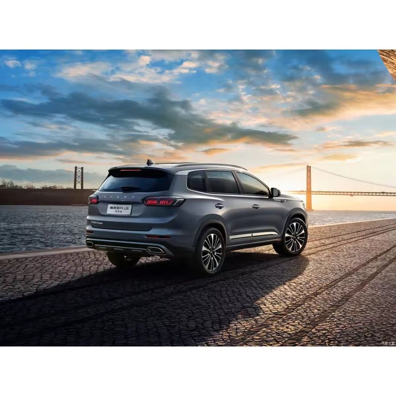 Front 4 Rear 2 Radar and Speed Chery Omenda 1.5T CVT Gasoline SUV with LED Headlights