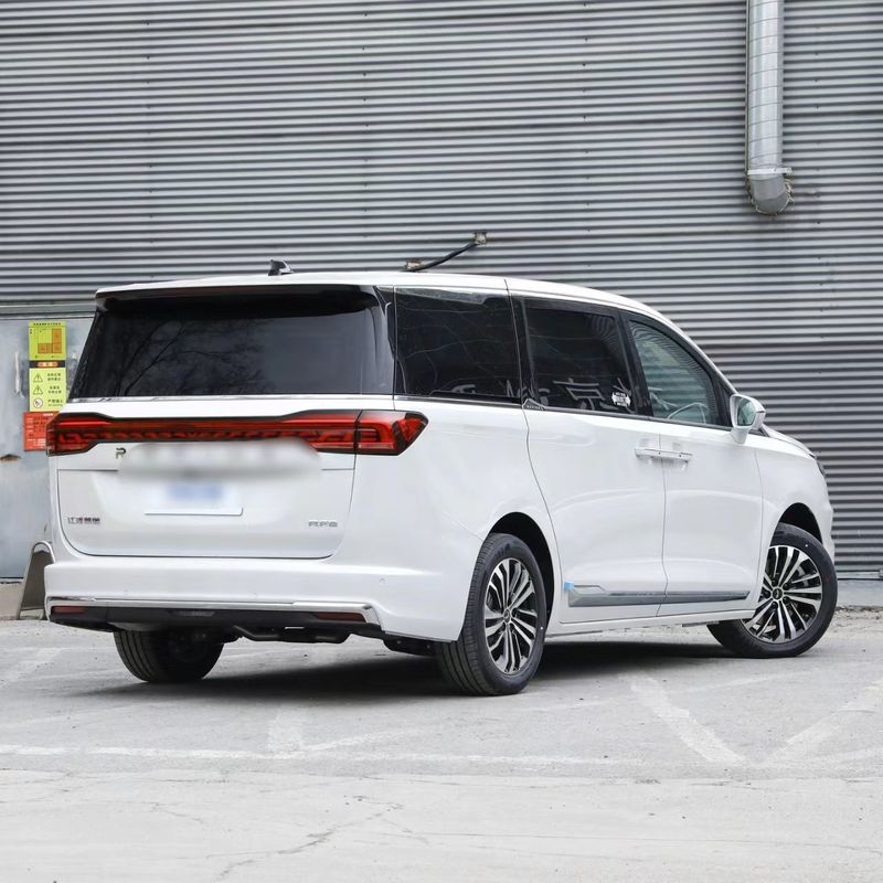 Fabric Seats JAC Ruifeng RF8 2024 2.0T Middle Large MPV ABS 7 Seats Used Car