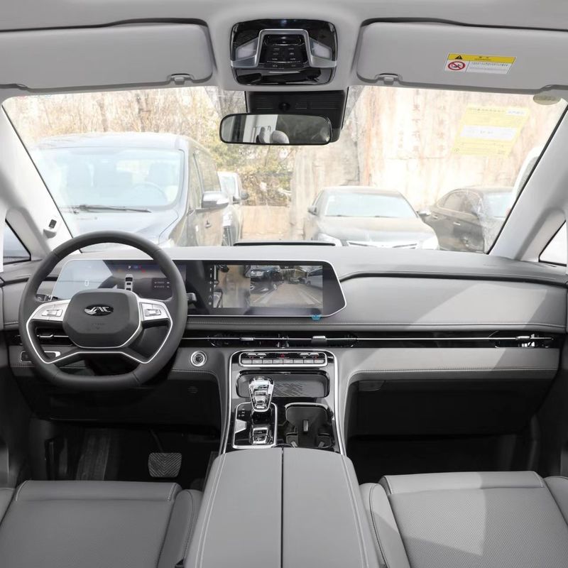 Fabric Seats JAC Ruifeng RF8 2024 2.0T Middle Large MPV ABS 7 Seats Used Car