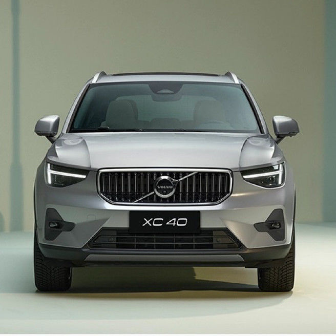 2023 Volvo XC40 Auto With Long Battery Life And Front 4 Rear 4 Radar Pro Model